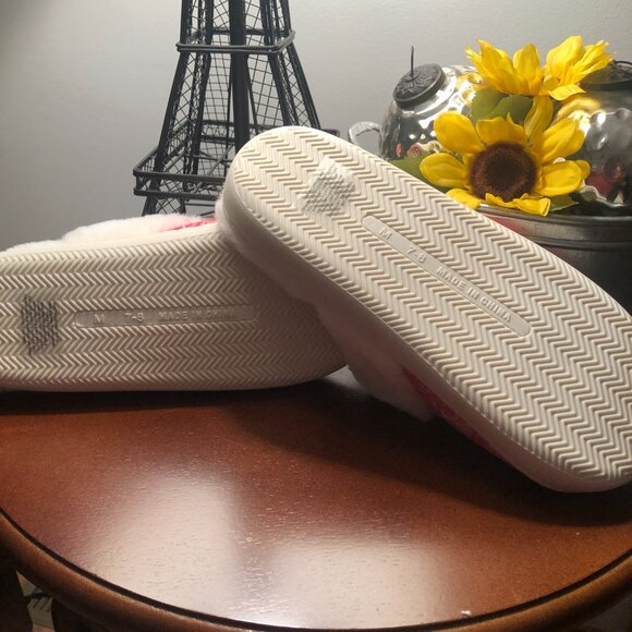 NWT - Studio 1886 Space dyed slippers - Size M (7-8) in red - Picture 5 of 6